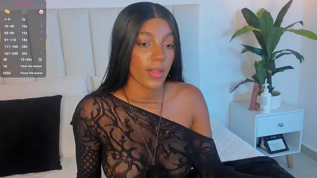 Snapshot of Megan_Brunette2 chatting on 05-26-26, 01:04 Megan Brunette2 online show from 05-26-26, 01:04