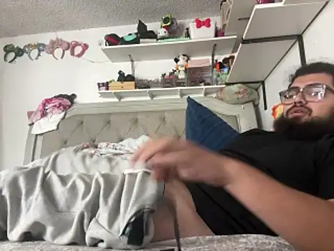 Snapshot of dpenguino chatting on 04-02-26, 03:51 dpenguino online show from 04-02-26, 03:51