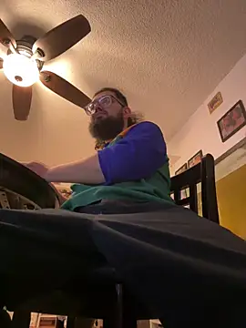 Snapshot of dpenguino chatting on 03-31-26, 04:20 dpenguino online show from 03-31-26, 04:20