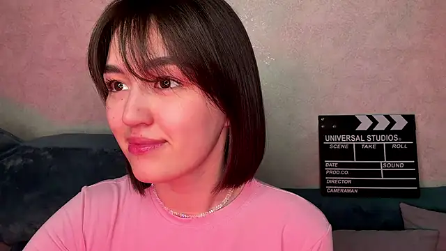 Snapshot of lilysolar chatting on 05-10-26, 05:26 lilysolar online show from 05-10-26, 05:26