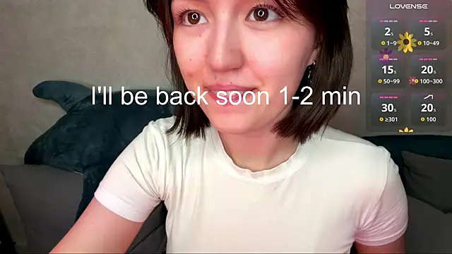 Snapshot of lilysolar chatting on 05-18-26, 06:23 lilysolar online show from 05-18-26, 06:23