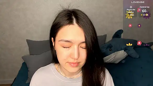 Snapshot of lilysolar chatting on 04-05-26, 03:40 lilysolar online show from 04-05-26, 03:40