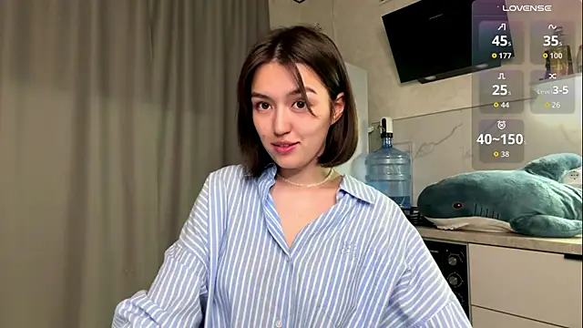 Snapshot of lilysolar chatting on 06-09-26, 06:09 lilysolar online show from 06-09-26, 06:09