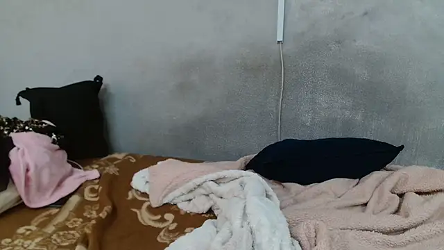 kinkynaghty online show from 04-24-26, 07:21