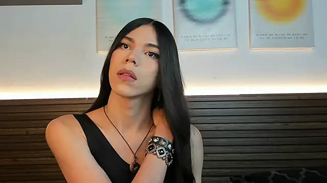 Snapshot of Sara_cutie_ chatting on 04-16-26, 07:14 Sara cutie online show from 04-16-26, 07:14