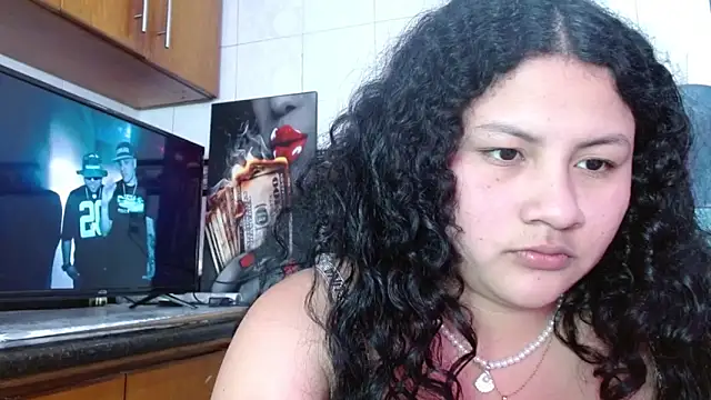 Slut Full Messy online show from 03-26-26, 04:33