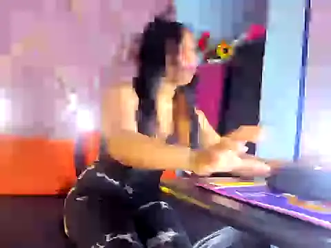 Laila 65 online show from 03-27-26, 12:28