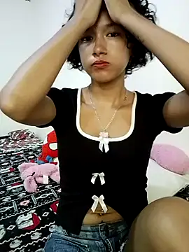 Yi Uzi online show from 06-29-26, 06:29