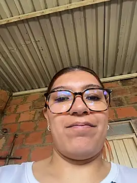 Snapshot of antonela_bb chatting on 03-26-26, 02:37 antonela bb online show from 03-26-26, 02:37