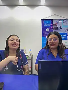 Snapshot of velen_09 chatting on 06-10-26, 11:11 velen 09 online show from 06-10-26, 11:11