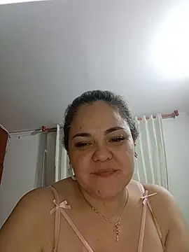 Natashablade   online show from 05-30-26, 01:56