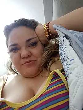 Natashablade   online show from 05-28-26, 12:51