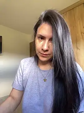 Snapshot of Annarhode chatting on 07-07-26, 05:27 Annarhode online show from 07-07-26, 05:27