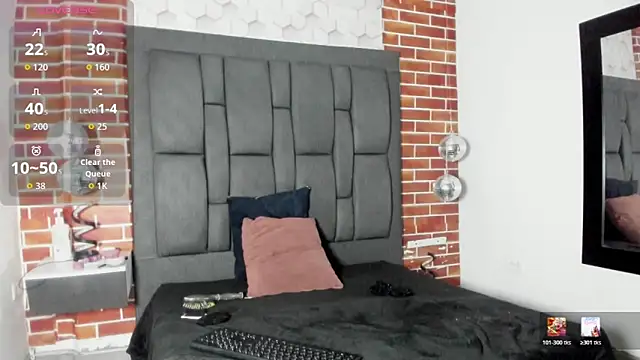 Snapshot of luxuryheavenn chatting on 06-04-26, 08:46 luxuryheavenn online show from 06-04-26, 08:46