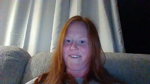 RedVelvetVixen online show from 03-26-26, 12:42