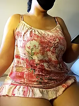 Snapshot of orla-love chatting on 07-04-26, 03:27 orla-love online show from 07-04-26, 03:27
