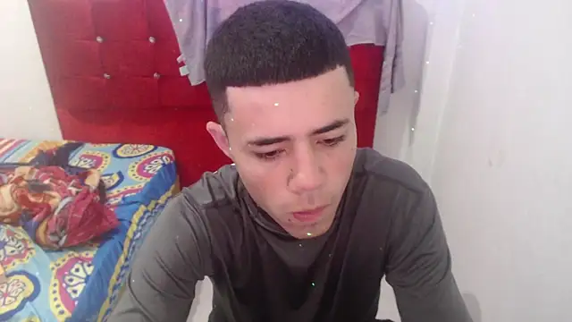 Snapshot of Jairito_989 chatting on 05-04-26, 12:52 Jairito 989 online show from 05-04-26, 12:52