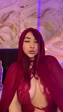 SweetLittleRed online show from 04-22-26, 03:46