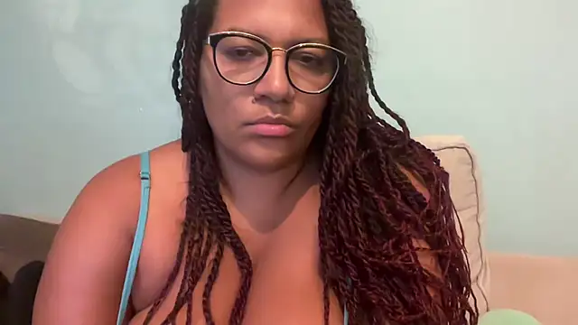 Snapshot of Bailey_Jayne chatting on 07-04-26, 10:36 Bailey Jayne online show from 07-04-26, 10:36