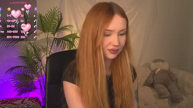 Snapshot of zoeforrd chatting on 04-25-26, 06:27 zoeforrd online show from 04-25-26, 06:27