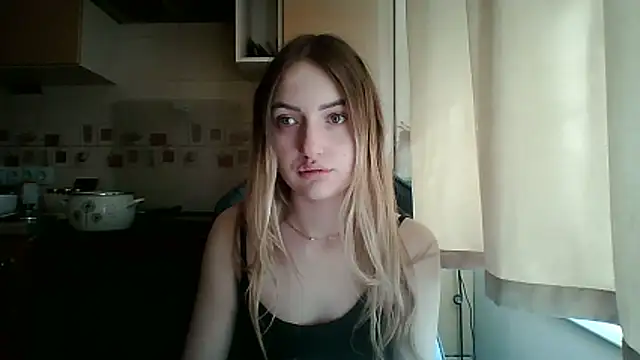 KariLindsey online show from 04-15-26, 09:48