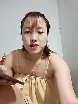 Snapshot of -Bitilu- chatting on 07-10-26, 02:44 -Bitilu- online show from 07-10-26, 02:44