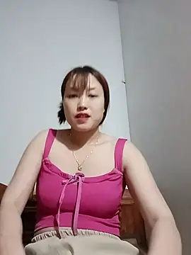 Snapshot of -Bitilu- chatting on 07-13-26, 02:16 -Bitilu- online show from 07-13-26, 02:16