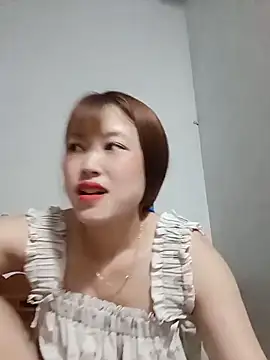 Snapshot of -Bitilu- chatting on 06-09-26, 01:06 -Bitilu- online show from 06-09-26, 01:06
