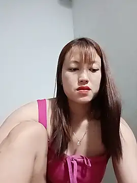 Snapshot of -Bitilu- chatting on 06-10-26, 04:46 -Bitilu- online show from 06-10-26, 04:46