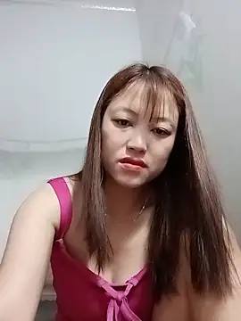 Snapshot of -Bitilu- chatting on 05-15-26, 08:29 -Bitilu- online show from 05-15-26, 08:29