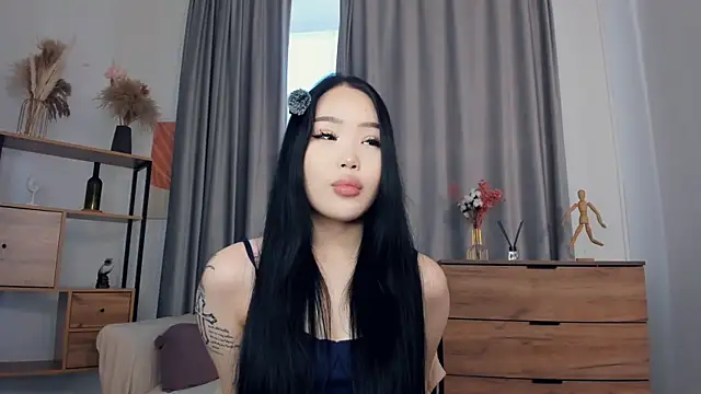 Snapshot of Amai_Tsumi chatting on 06-21-26, 07:14 Amai Tsumi online show from 06-21-26, 07:14