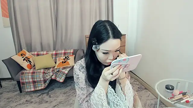 Snapshot of Amai_Tsumi chatting on 04-24-26, 07:10 Amai Tsumi online show from 04-24-26, 07:10