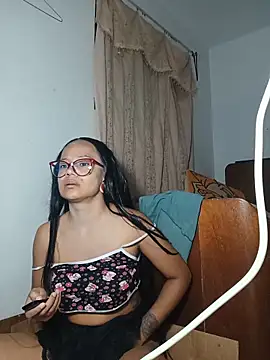 xblackstarX1 online show from 05-06-26, 04:27