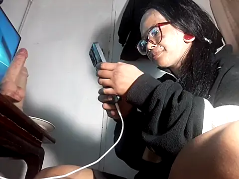 xblackstarX1 online show from 05-08-26, 05:00