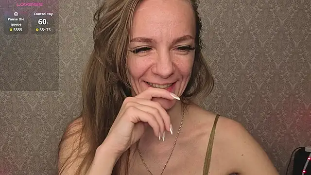 jesica mooonn online show from 03-26-26, 07:01