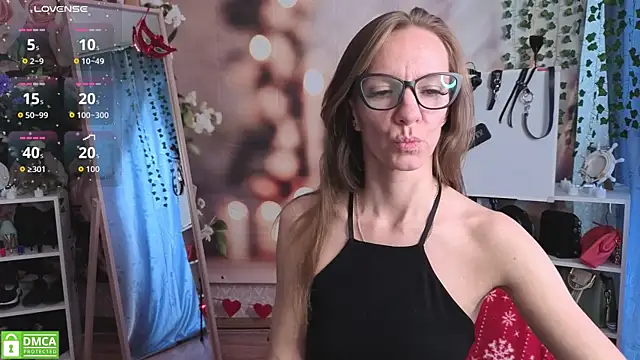 jesica mooonn online show from 05-08-26, 04:05