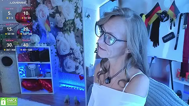 Snapshot of jesica_mooonn chatting on 06-27-26, 04:18 jesica mooonn online show from 06-27-26, 04:18