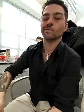 Snapshot of albanernrw27 chatting on 03-28-26, 01:23 albanernrw27 online show from 03-28-26, 01:23