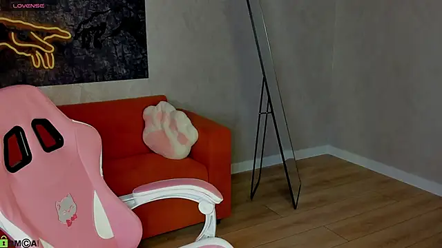 honey cherrry online show from 05-10-26, 01:31
