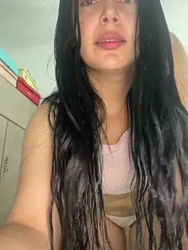 Cami olarte online show from 05-26-26, 02:04