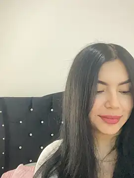 Cami olarte online show from 04-17-26, 05:43