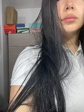 Cami olarte online show from 05-16-26, 06:51