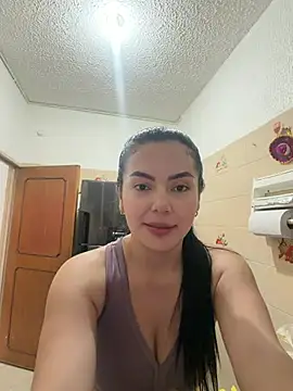 Snapshot of Cami_olarte chatting on 07-12-26, 08:20 Cami olarte online show from 07-12-26, 08:20