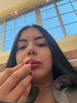 Snapshot of Cami_olarte chatting on 07-11-26, 11:05 Cami olarte online show from 07-11-26, 11:05