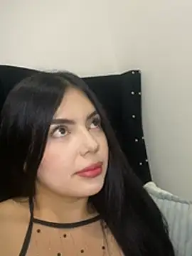 Cami olarte online show from 05-23-26, 04:44
