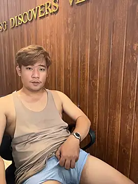 Snapshot of Titanryu chatting on 06-16-26, 05:40 Titanryu online show from 06-16-26, 05:40