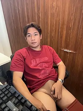 Snapshot of Titanryu chatting on 04-20-26, 04:04 Titanryu online show from 04-20-26, 04:04