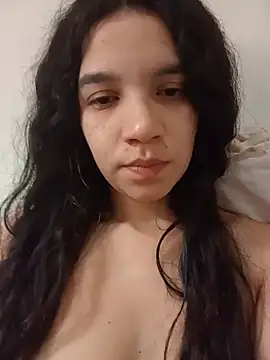 Snapshot of Morena__Florr chatting on 07-25-26, 03:40 Morena Florr online show from 07-25-26, 03:40
