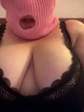 bella2399 online show from 04-17-26, 10:18