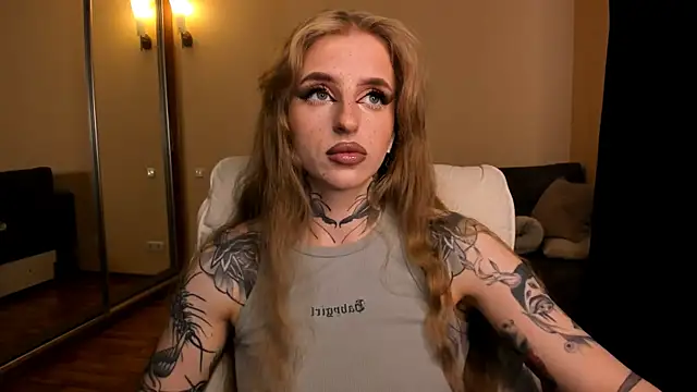 Snapshot of harley_kimm chatting on 06-24-26, 05:39 harley kimm online show from 06-24-26, 05:39
